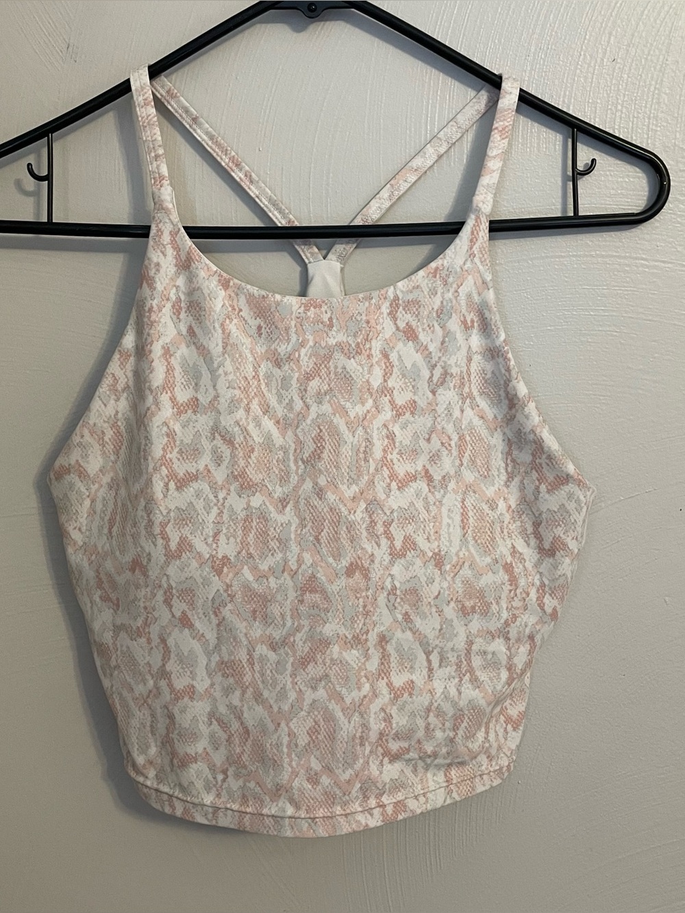 Old Navy Cropped Athletic Top Animal Print Size Medium